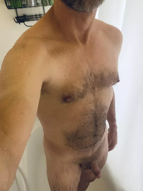 It’s less Laborious to shower together.