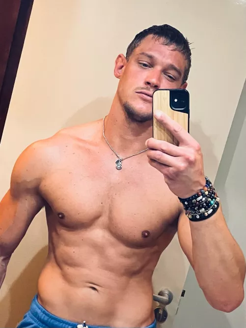 Looking for a boyfriend for new workout!