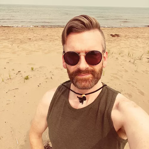 Probably the last beach day of the summer. ☀️ 🏝️