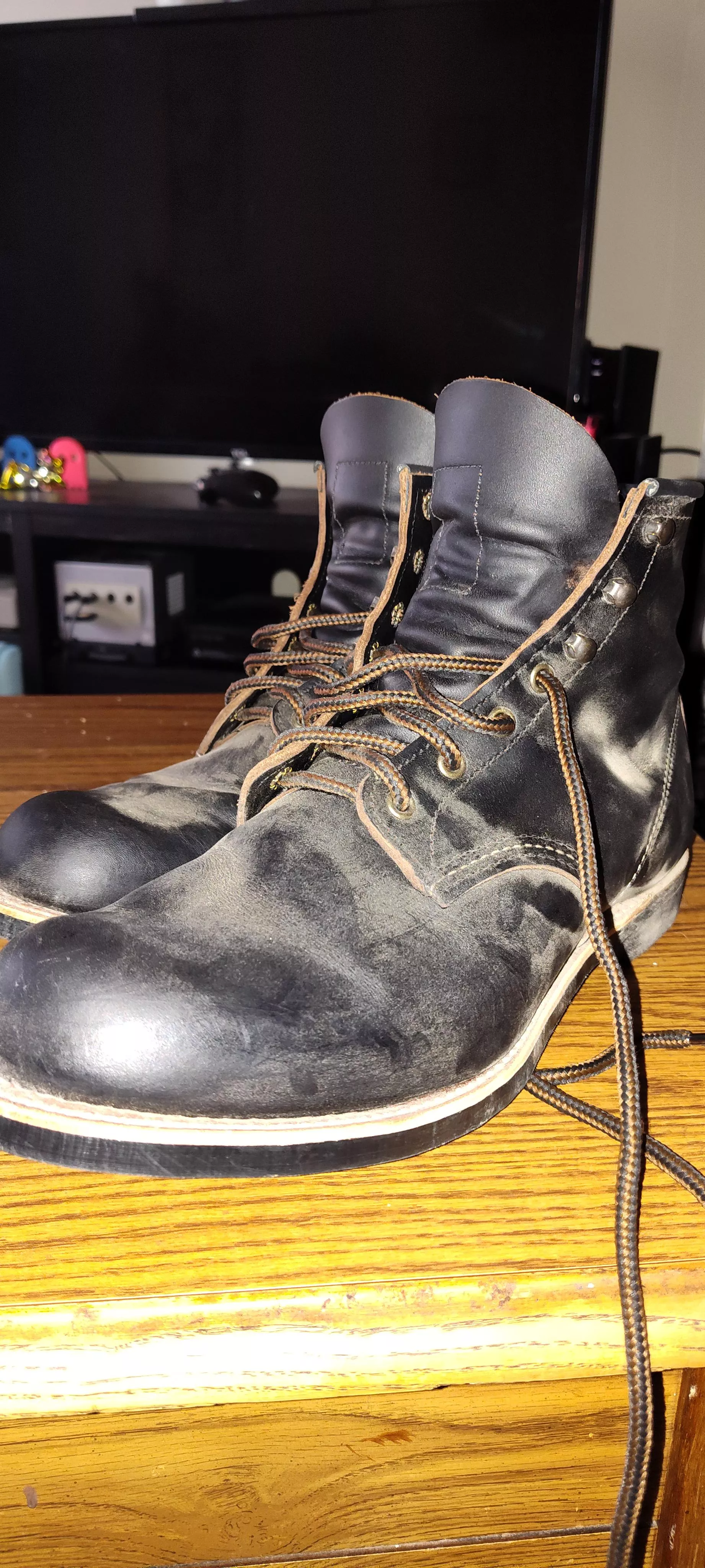 Redwing 3345s startin look mean took them on a brief hike to break them in