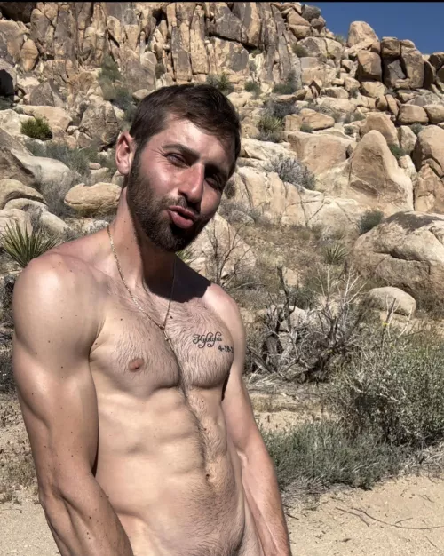 That left forearm though…