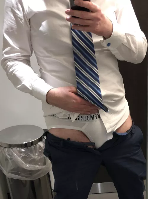 We had a casual dress code in the office for the summer heat that never came. First week of suits, and there’s a heatwave (43)