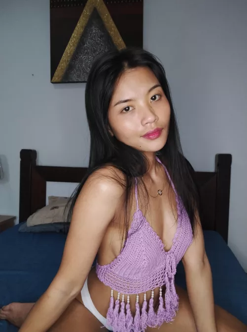 What do you think about my crop top? Coz I really love it