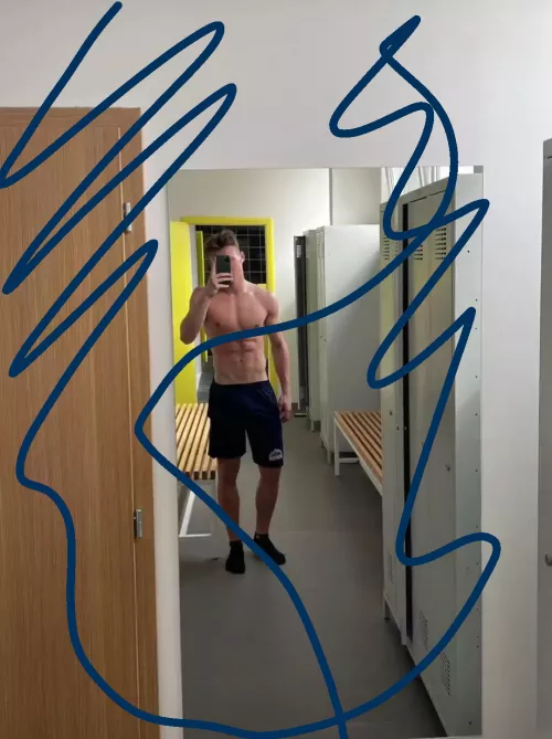 24 fit and bi. ONLY fit and hot. Send face and asl when adding. cclayy21