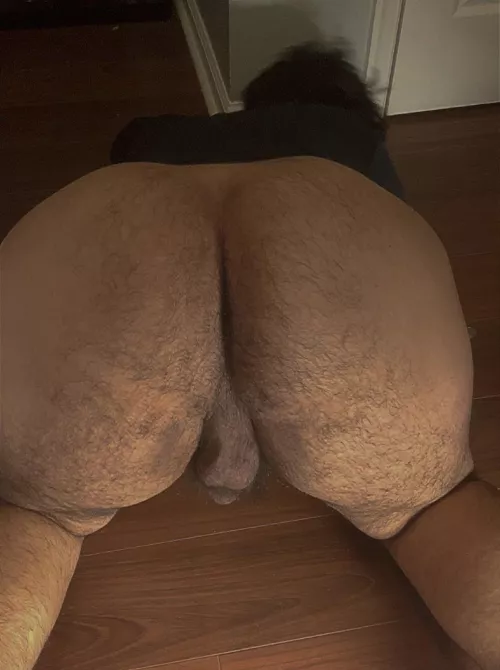Are hairy ass welcome here