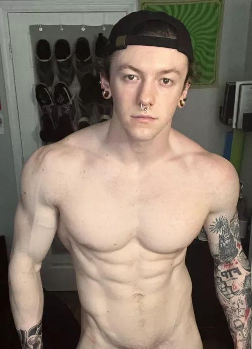 Been dreaming all day of the things I wanna do to you