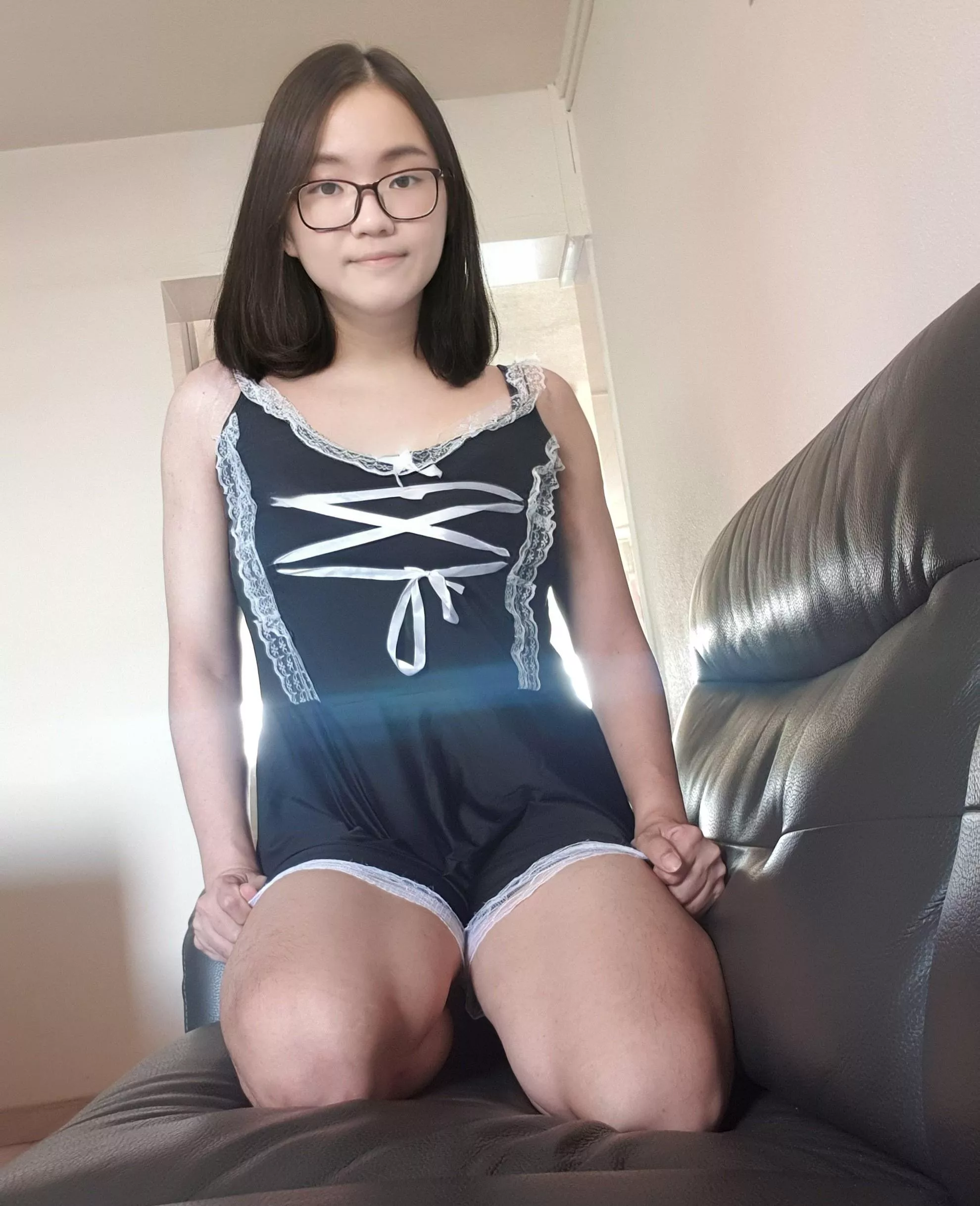 Can i serve u in this maid uniform?