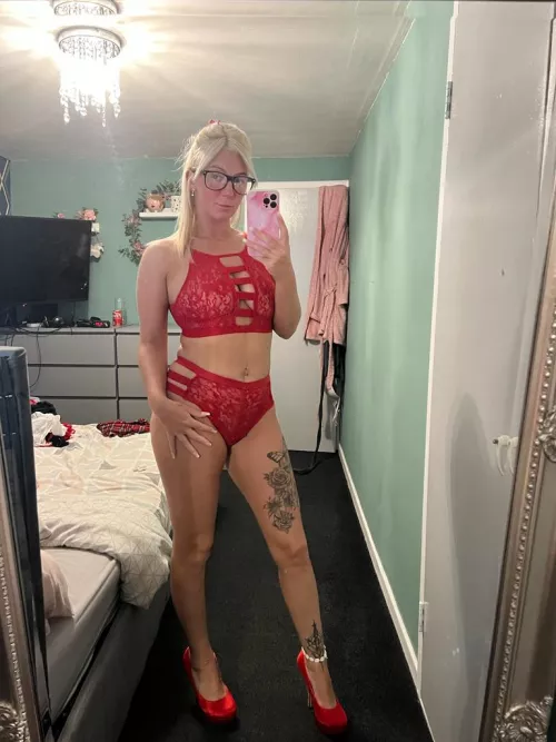 Check put my insta @luciemayuk