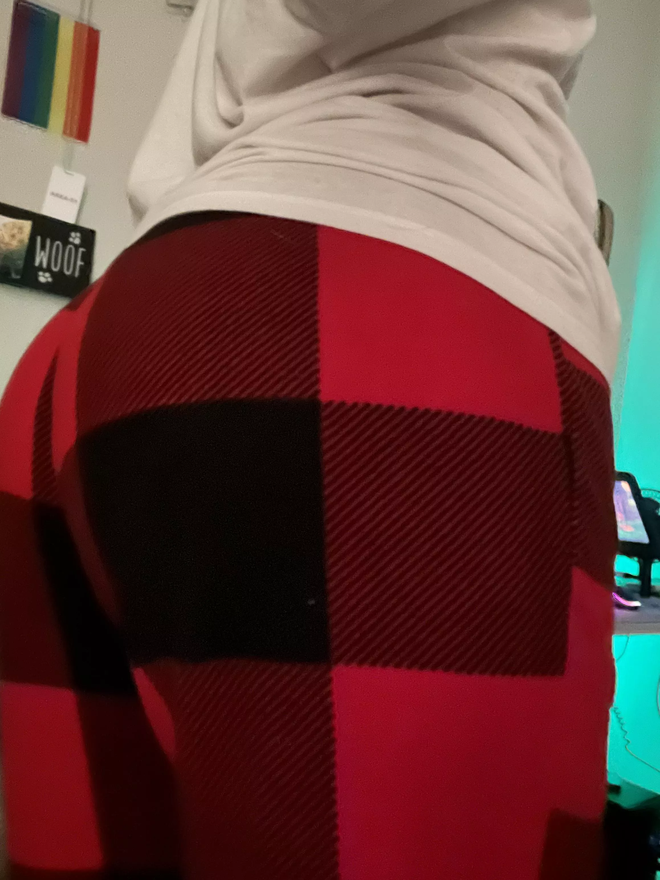 do these pants make my butt look fat? be honest