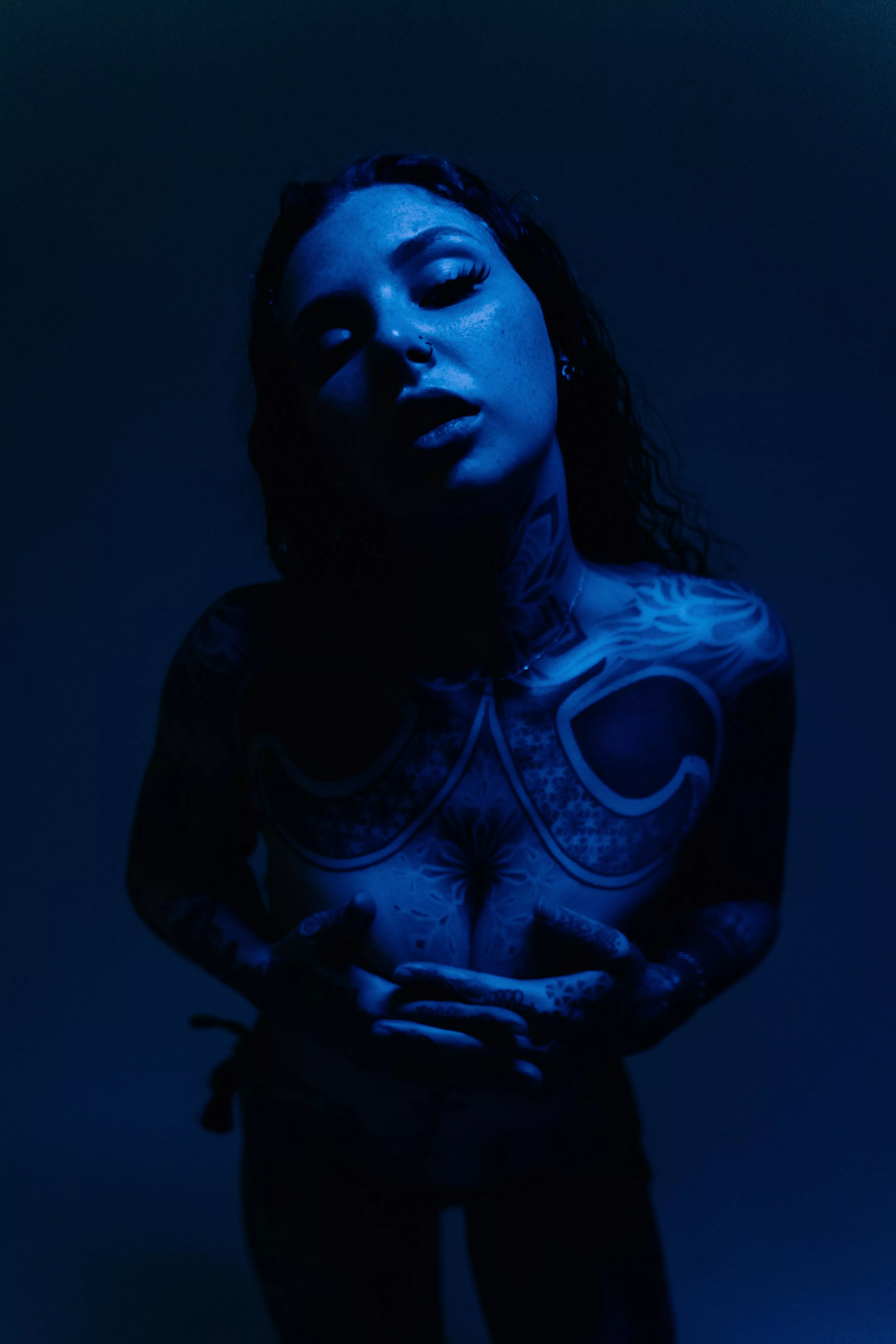 Fuck my tatted body, daddy...