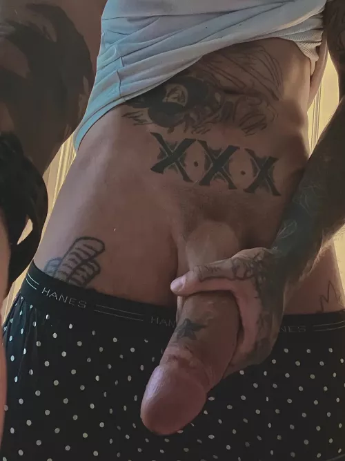 Full hand grab…still room before and after mine 😈 who’s got dibs on what? 😜