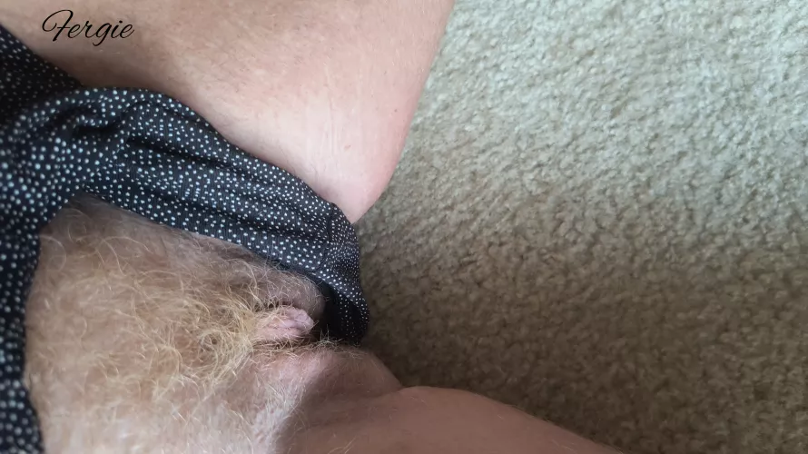 Hairy pussy in polkadots!