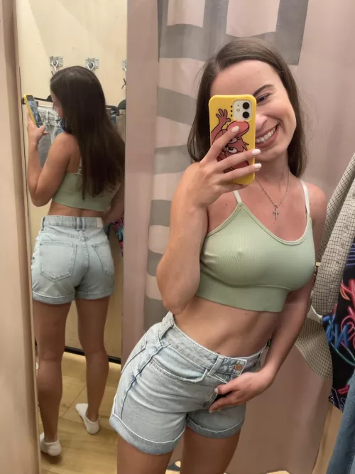 Hope ass in shorts it’s ok here☺️