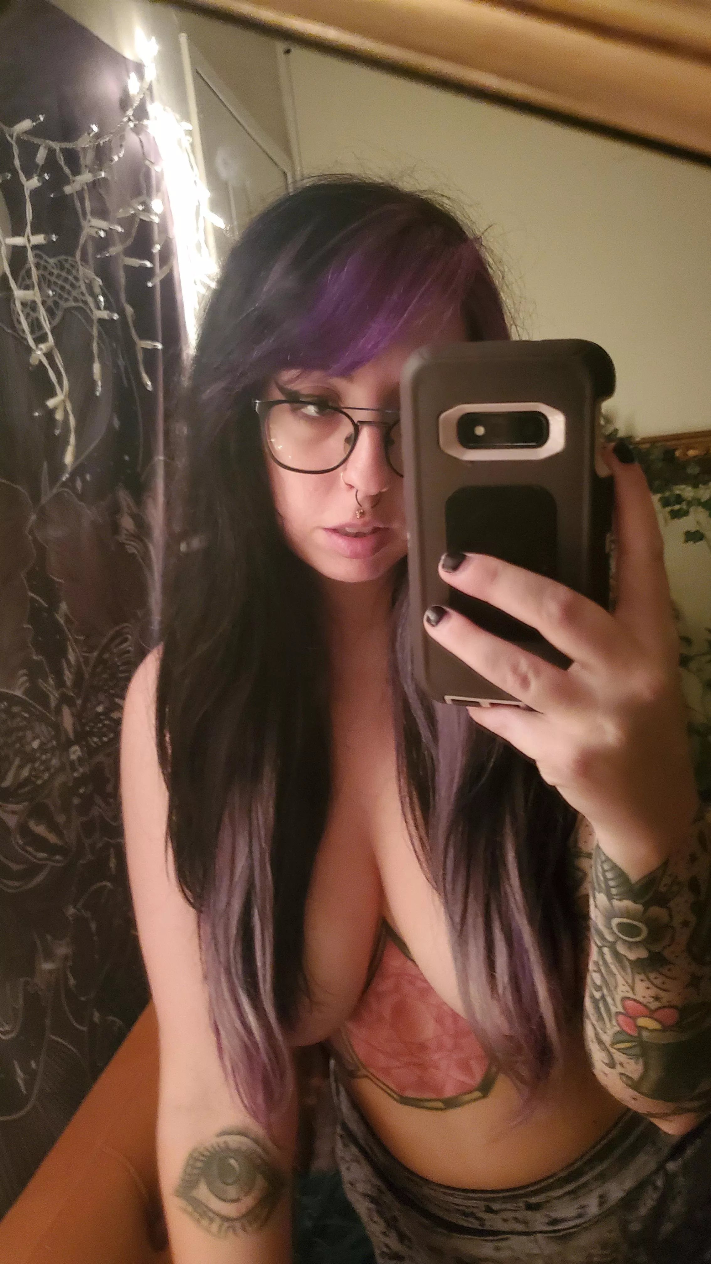 I hope you like big tiddy goths