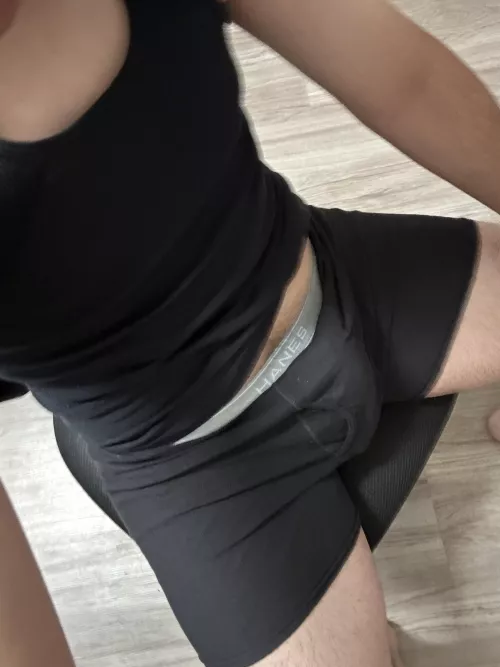 I really hope my roommates don’t walk in on me rn