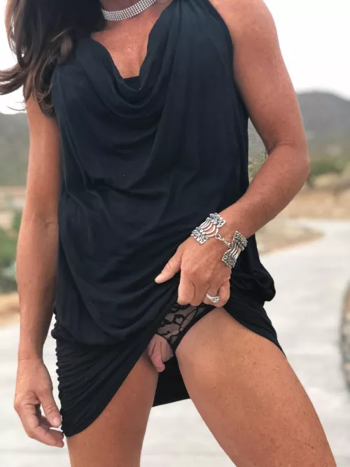 Just out for a walk and my lips are swollen