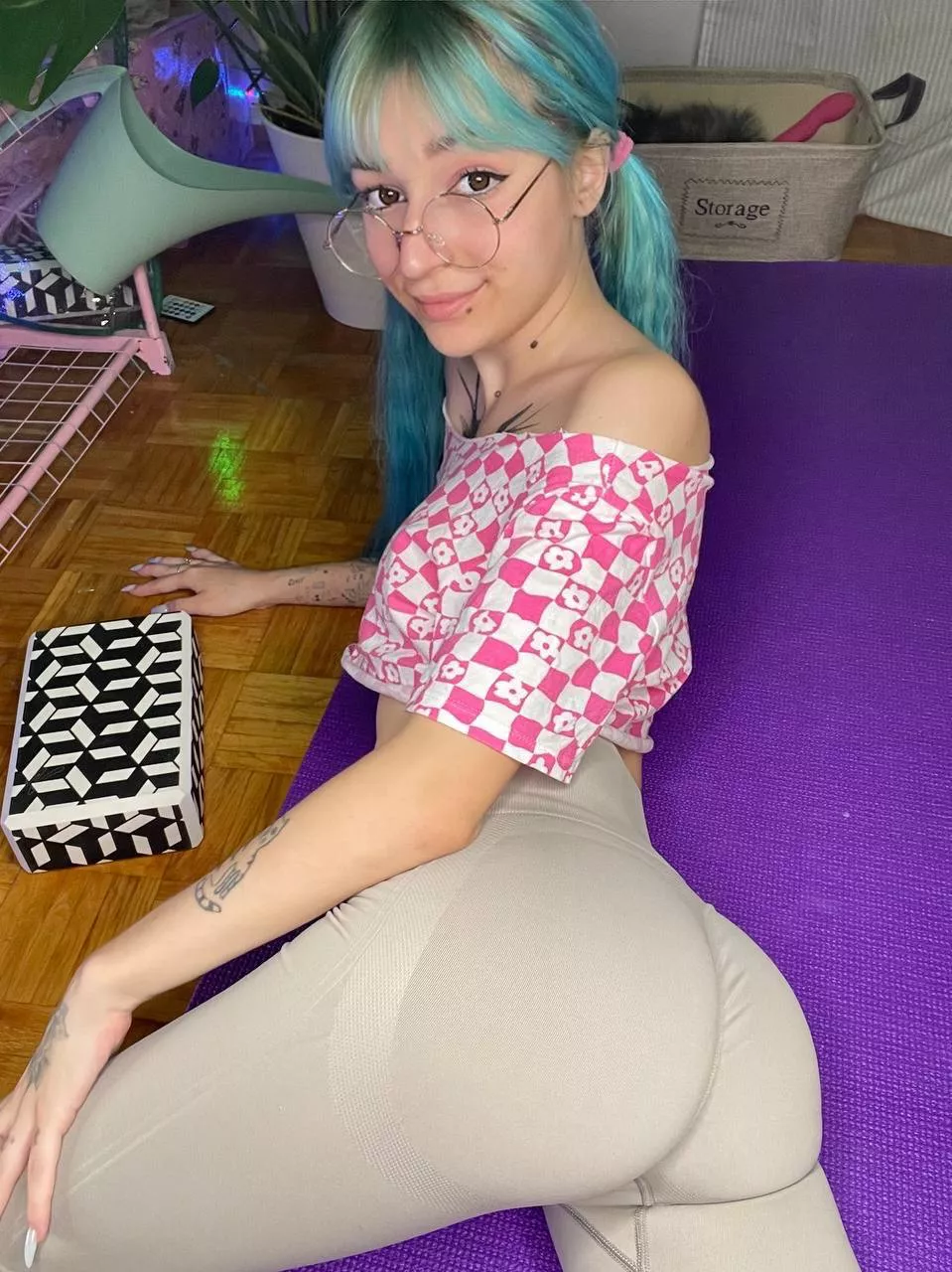 Leggings are booty's best friend