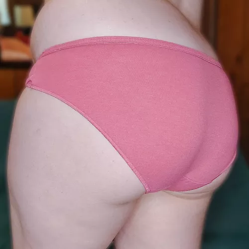 [SELLING] A peach just full of delicious juice 😘🍑 [US]