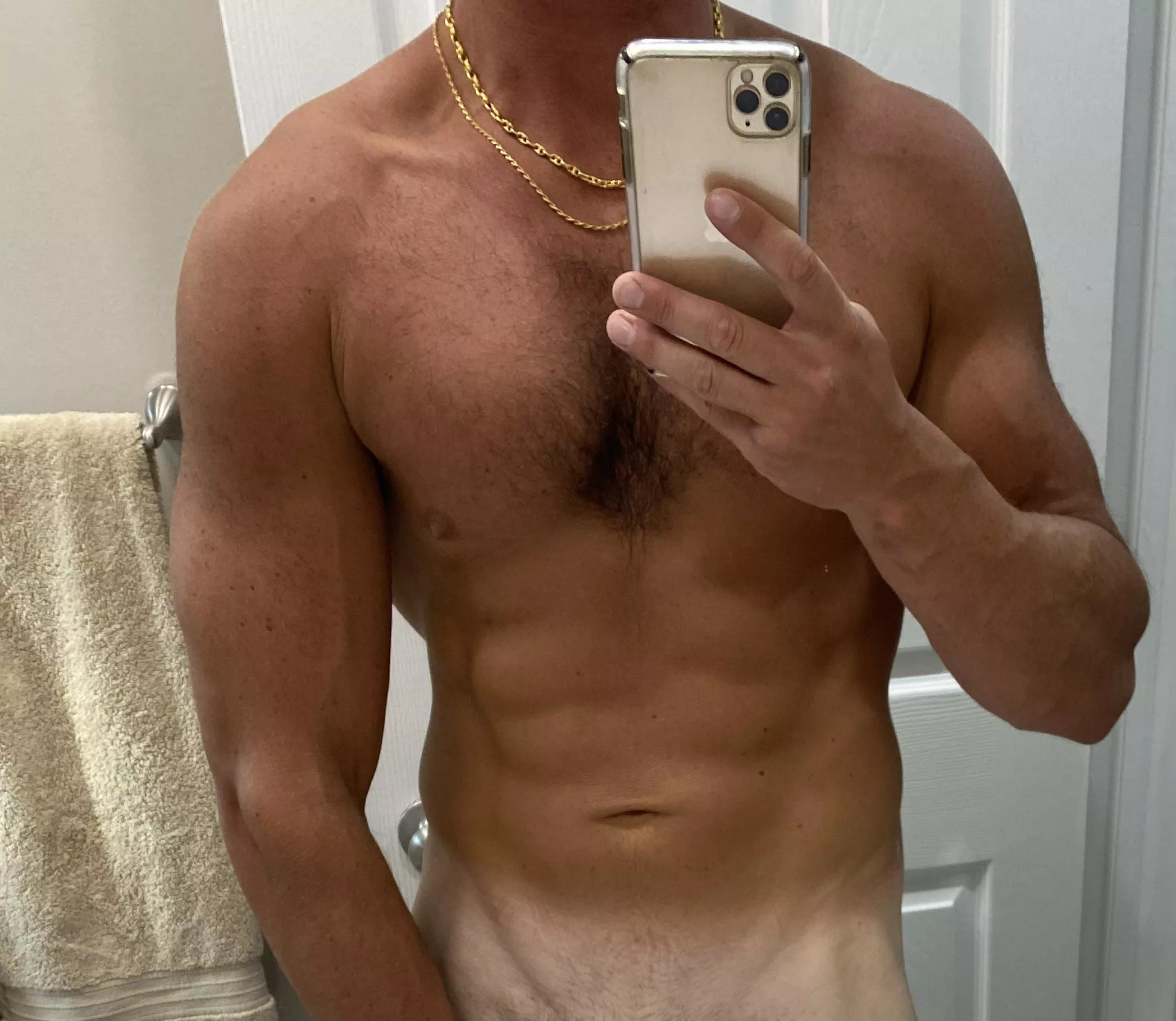 This Alpha is ready with a V😈