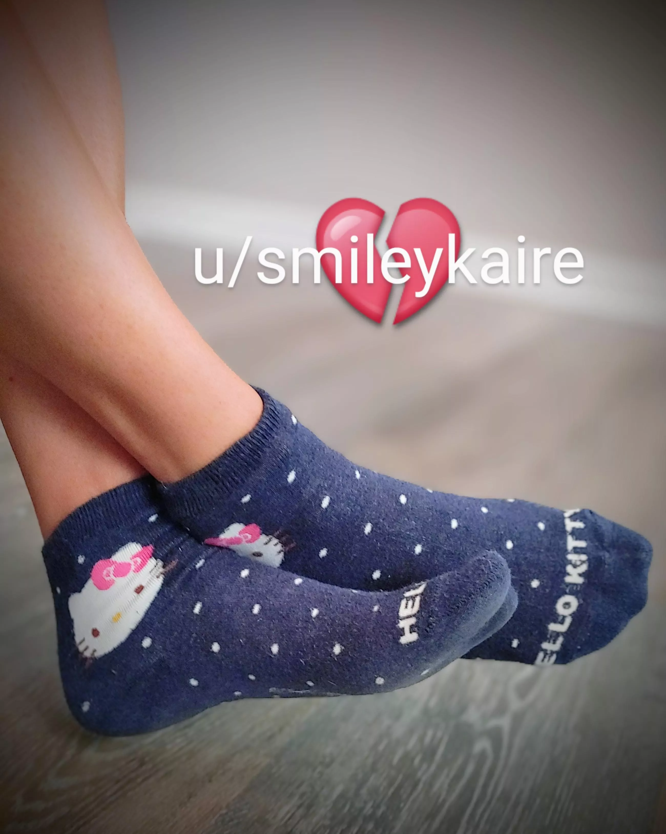 This is the only way you're going to get to play with my 🐈