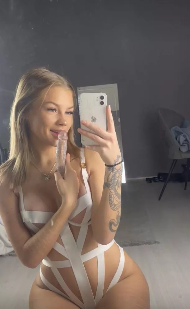 Vill ni se mig suga den och sen stoppa den i mig?