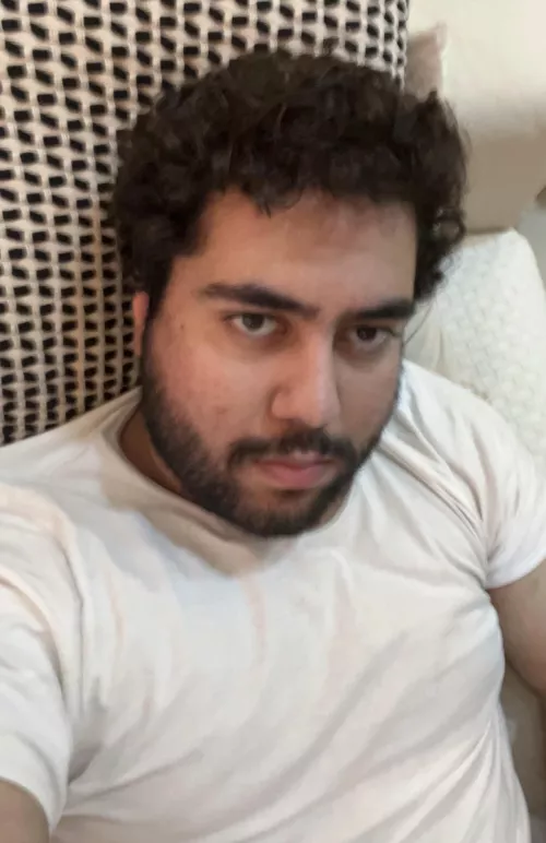 Wish i was more handsome so someone could date me [20]