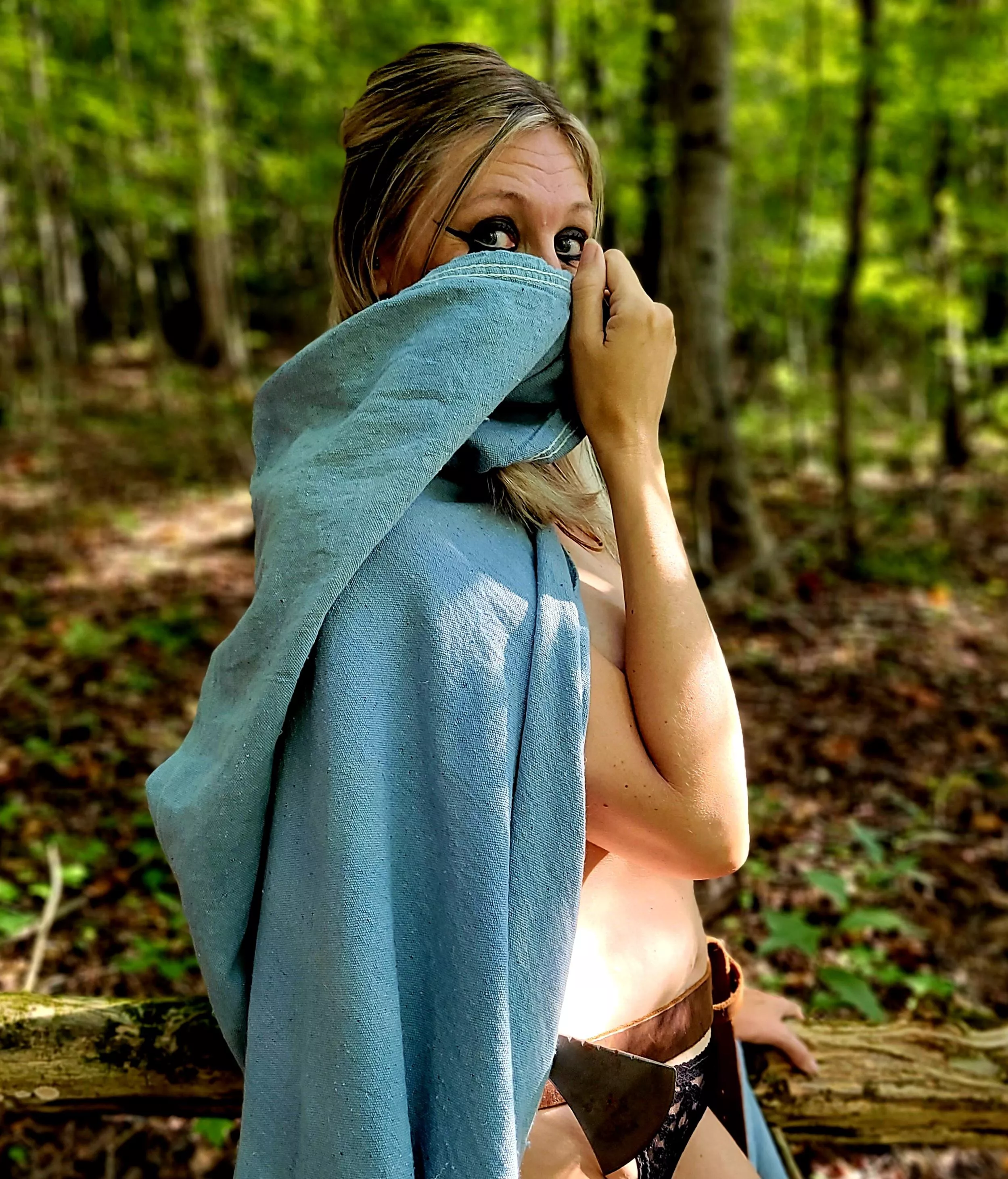 Would you like to see what's underneath my cloak? 😊