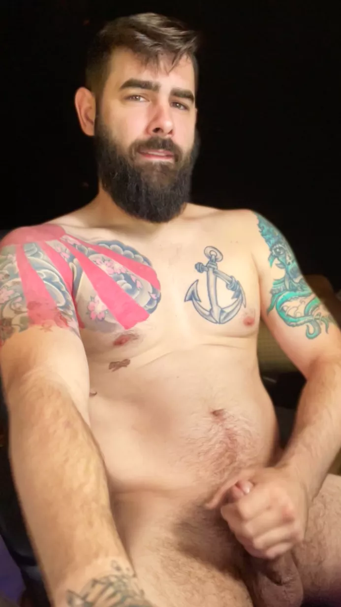 [32] Beards and Boners... these are a few of my favourite things. Webcam photo - sorry for the quality.