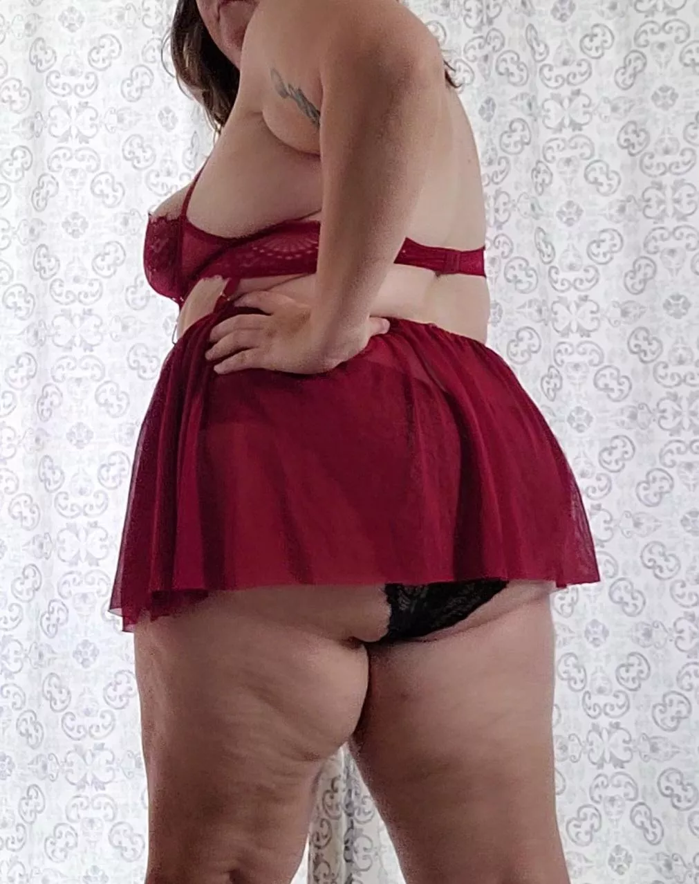 A peek at these cheeks 😍