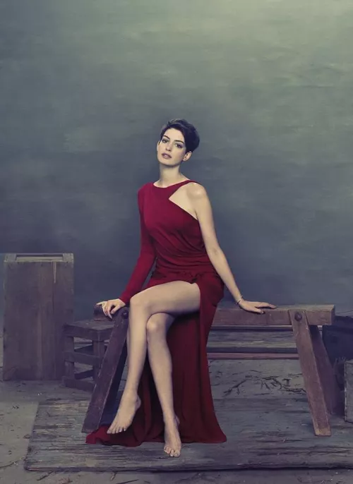 Anne Hathaway