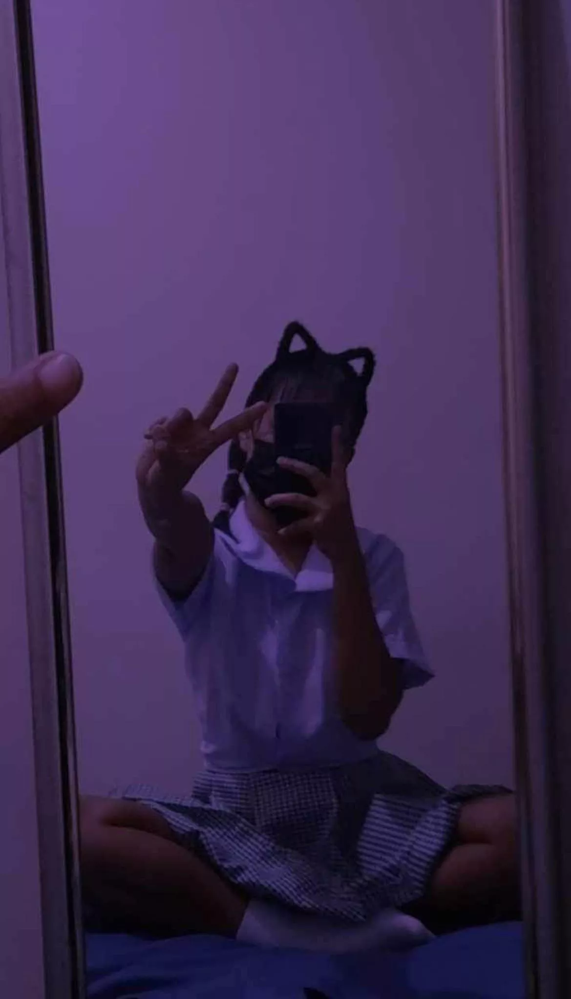 Banging or cuddling? 4’5 18f pinay ❤️