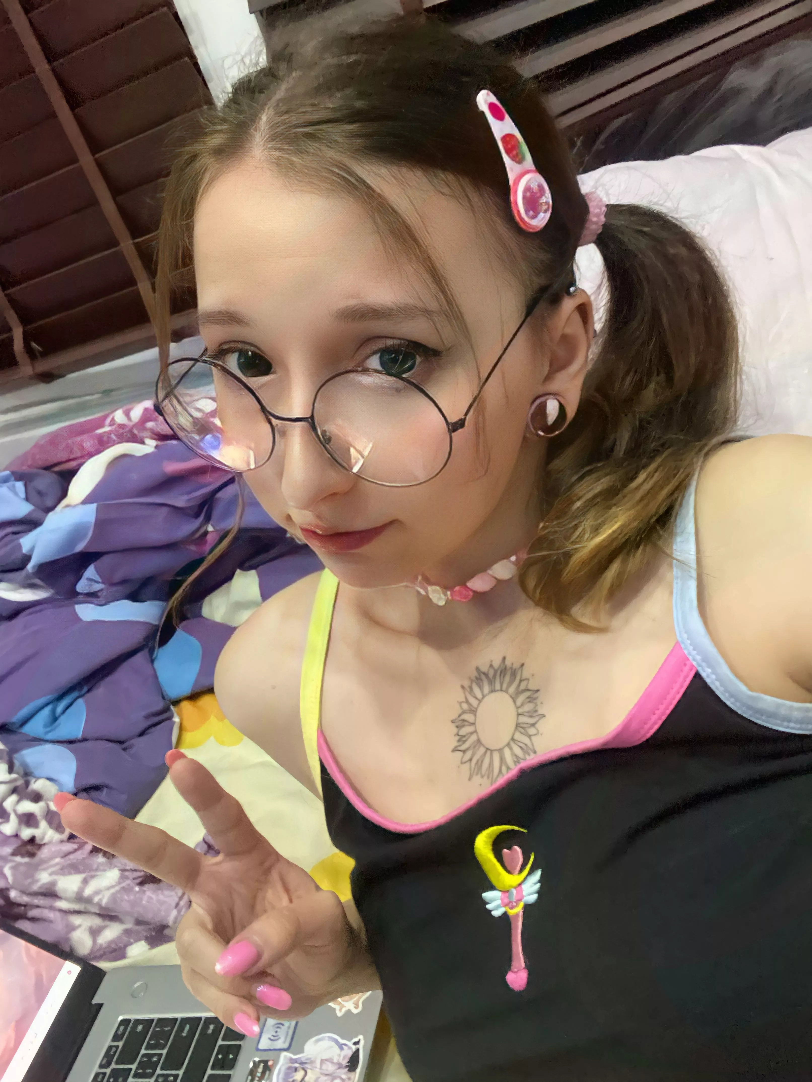 clothed scissoring = double wet patch