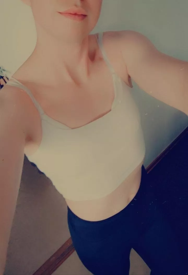 Felt cute this morning and went out for a walk in the sun 🌞