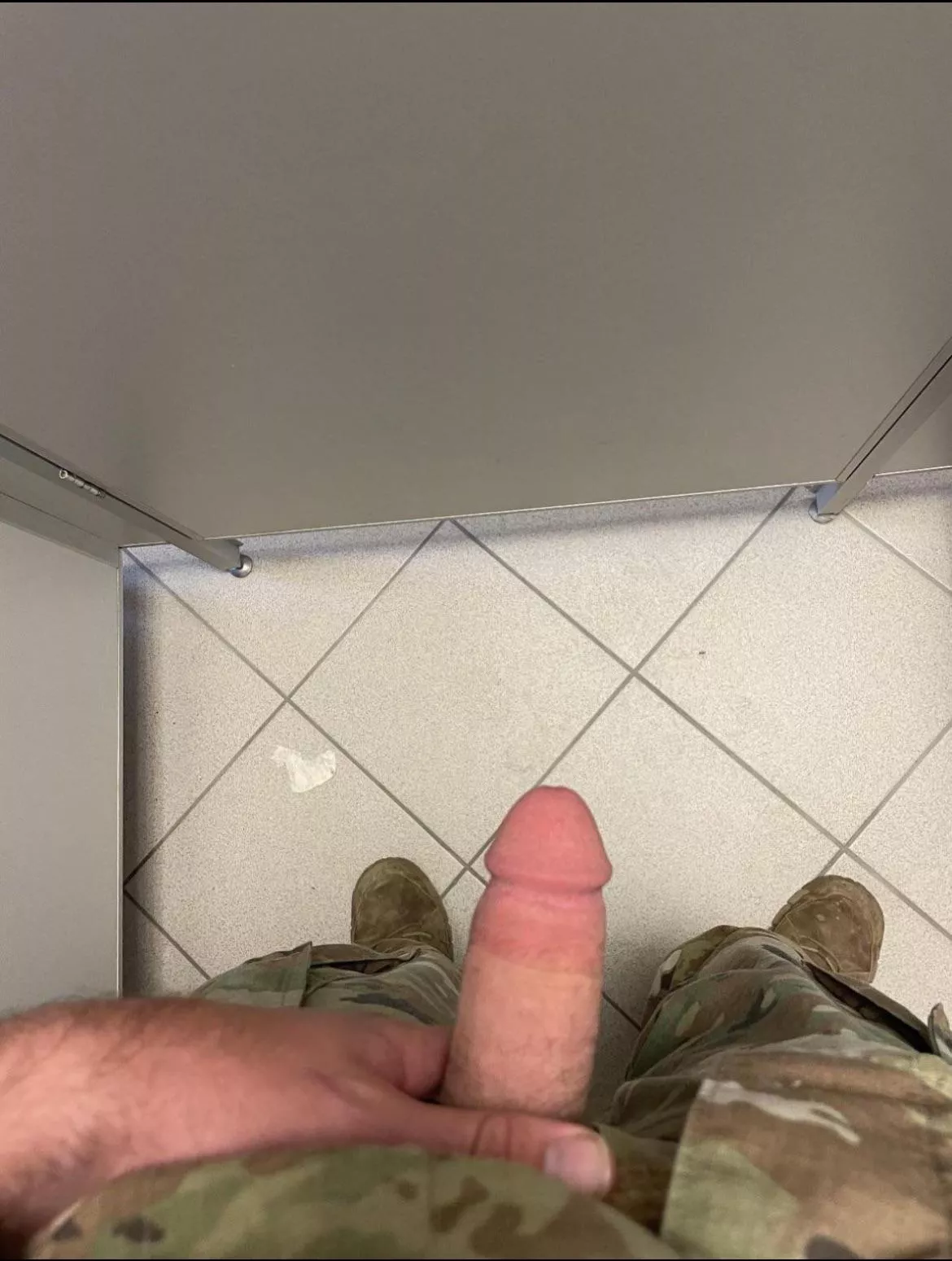 Gonna try reposting this since for some reason it’s not showing that I posted it, but DMs open