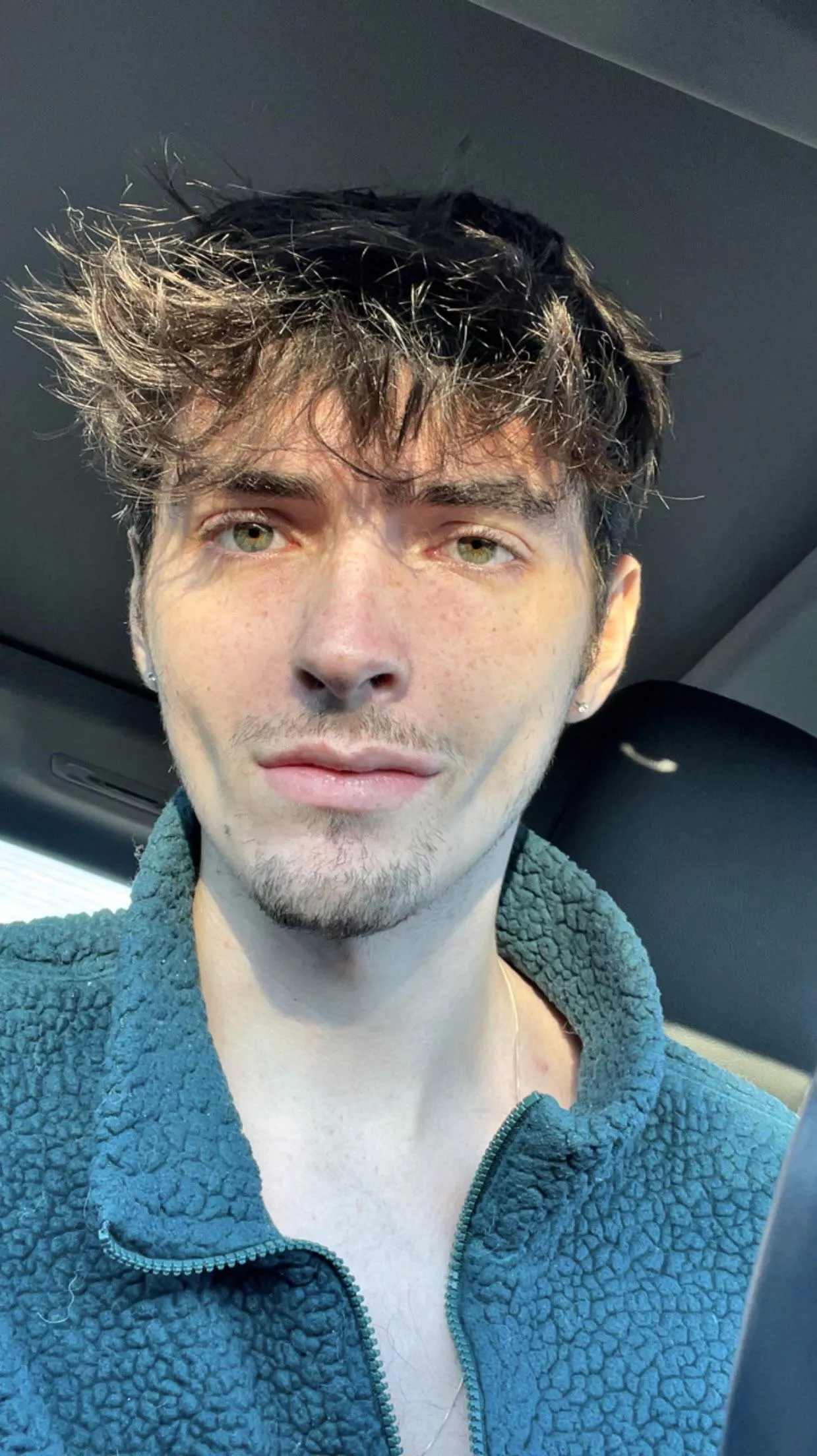 Struggling with anorexia, need a hug :( Struggling with anorexia, need a hug :(