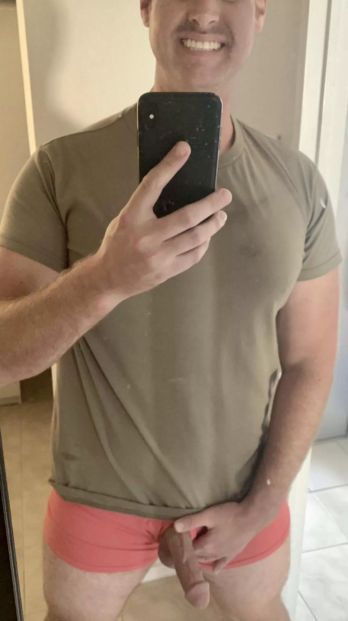 Used to be a nerdy boi in school, now look at me! Still smiling, being goofy on reddit with my average cock!