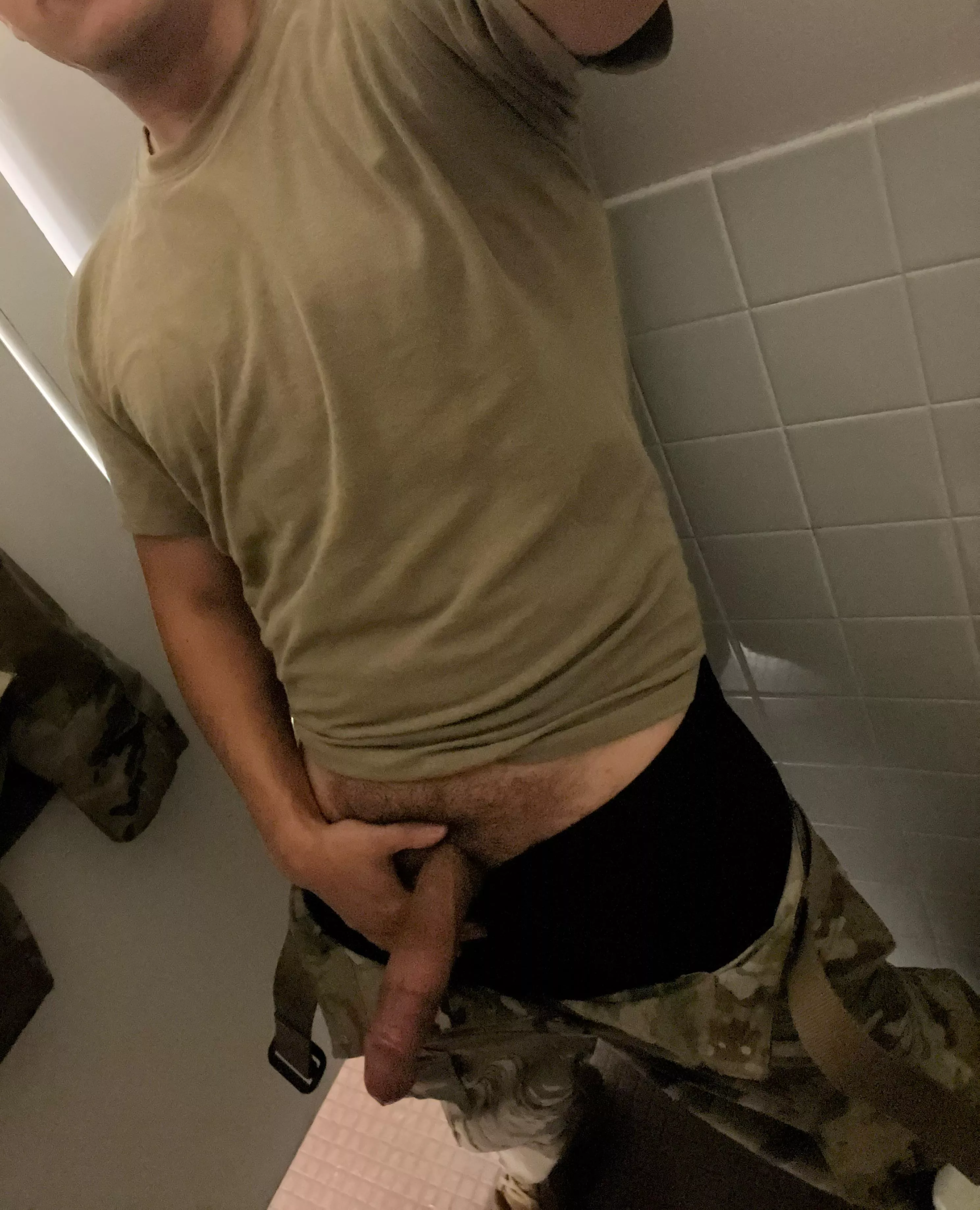 Was so hard at work I couldn’t concentrate, anyone wanna help? (29)