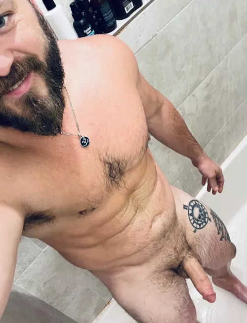 Who’s washing my back