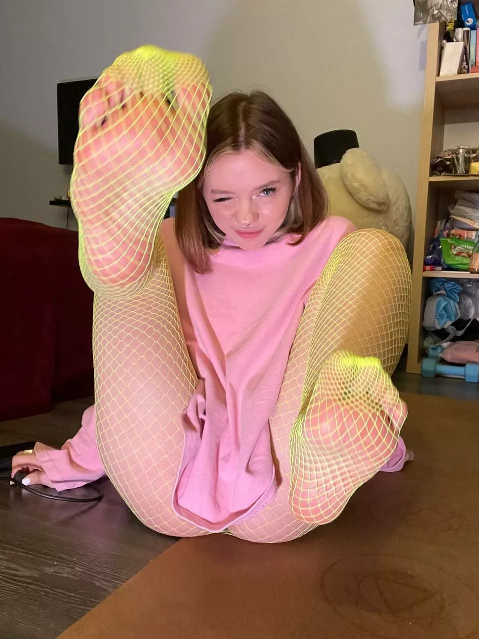 You'd want my legs on your shoulders, wouldn't you