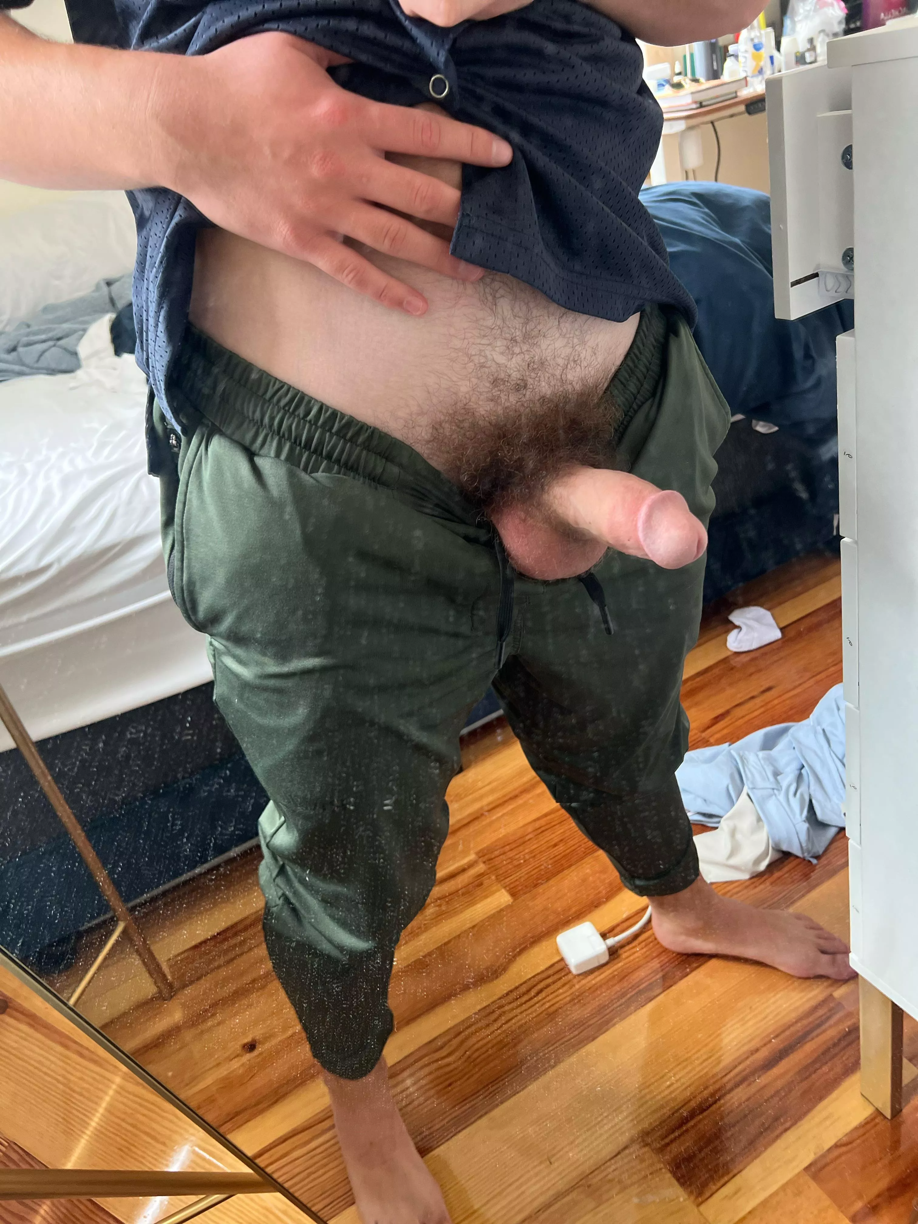 21 college senior looking for other fit hairy college bros