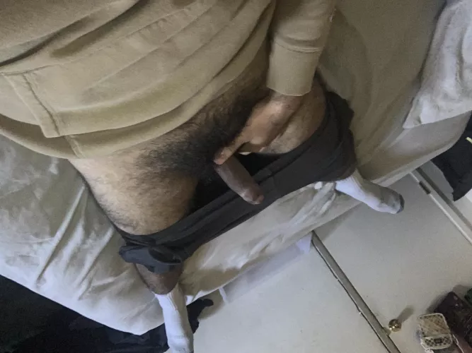 (23) come play with it for me