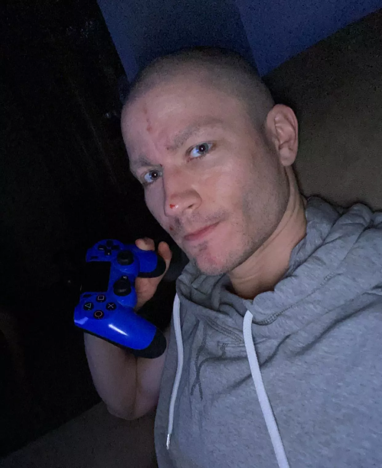 Bro did you even notice my controller matches my eyes