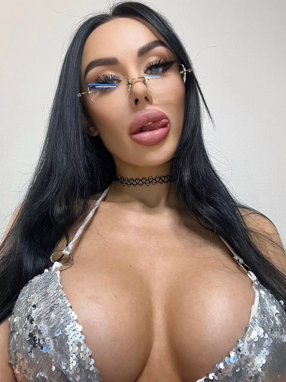 Hope you miss me 😇