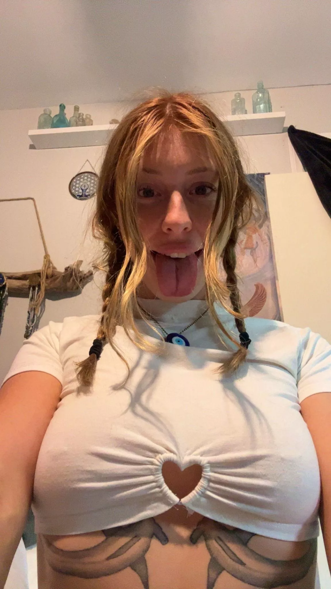 how does this crop top look on me