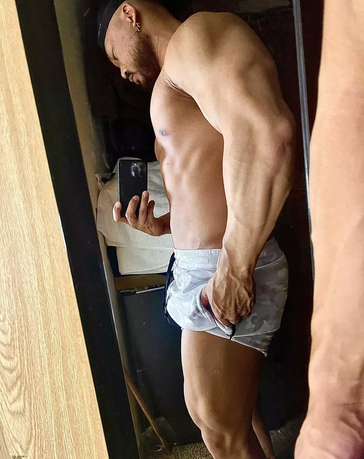 I could squash you like a bug you little runt