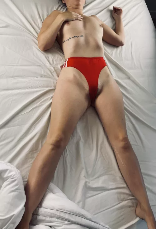 I just want to stay in bed