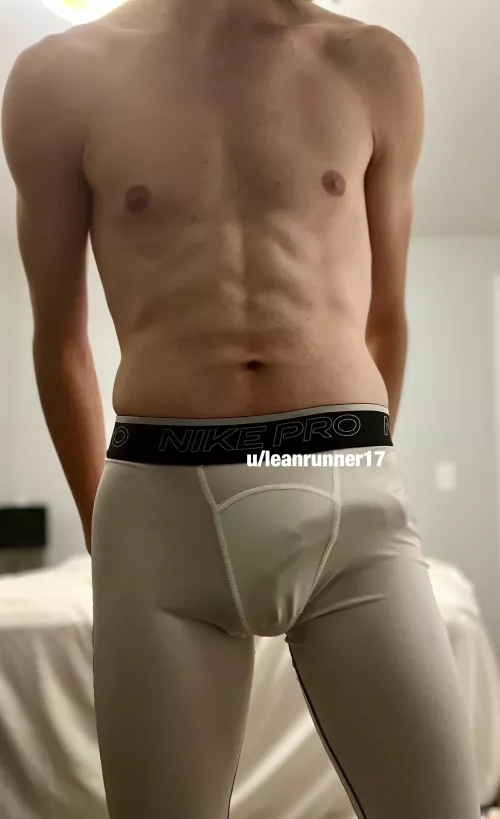 Never quite sure what to do with it when I’m in my running tights…