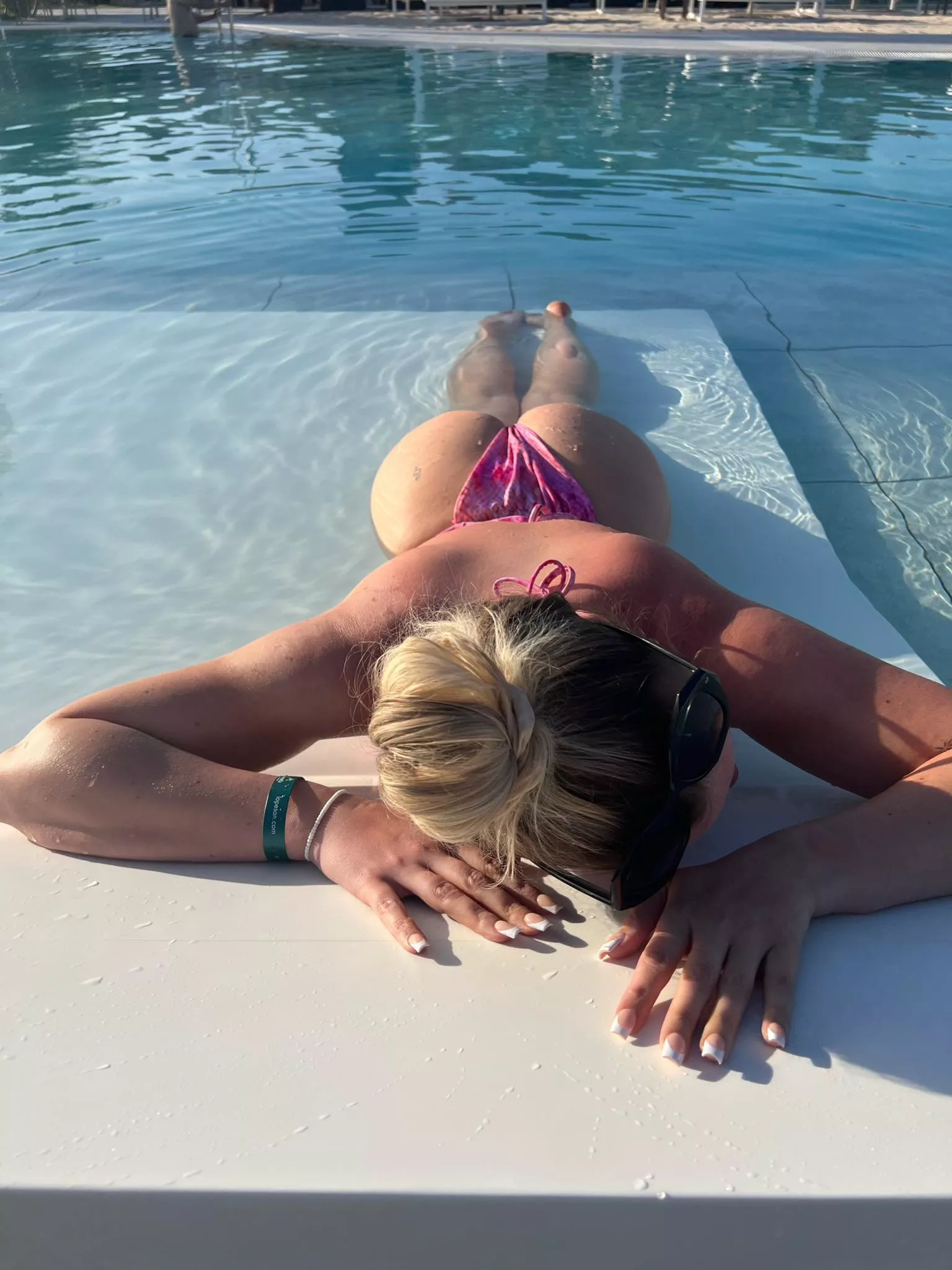 Pink bikini ⚡⚡⚡