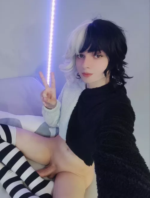 Say hi if you want to suck it