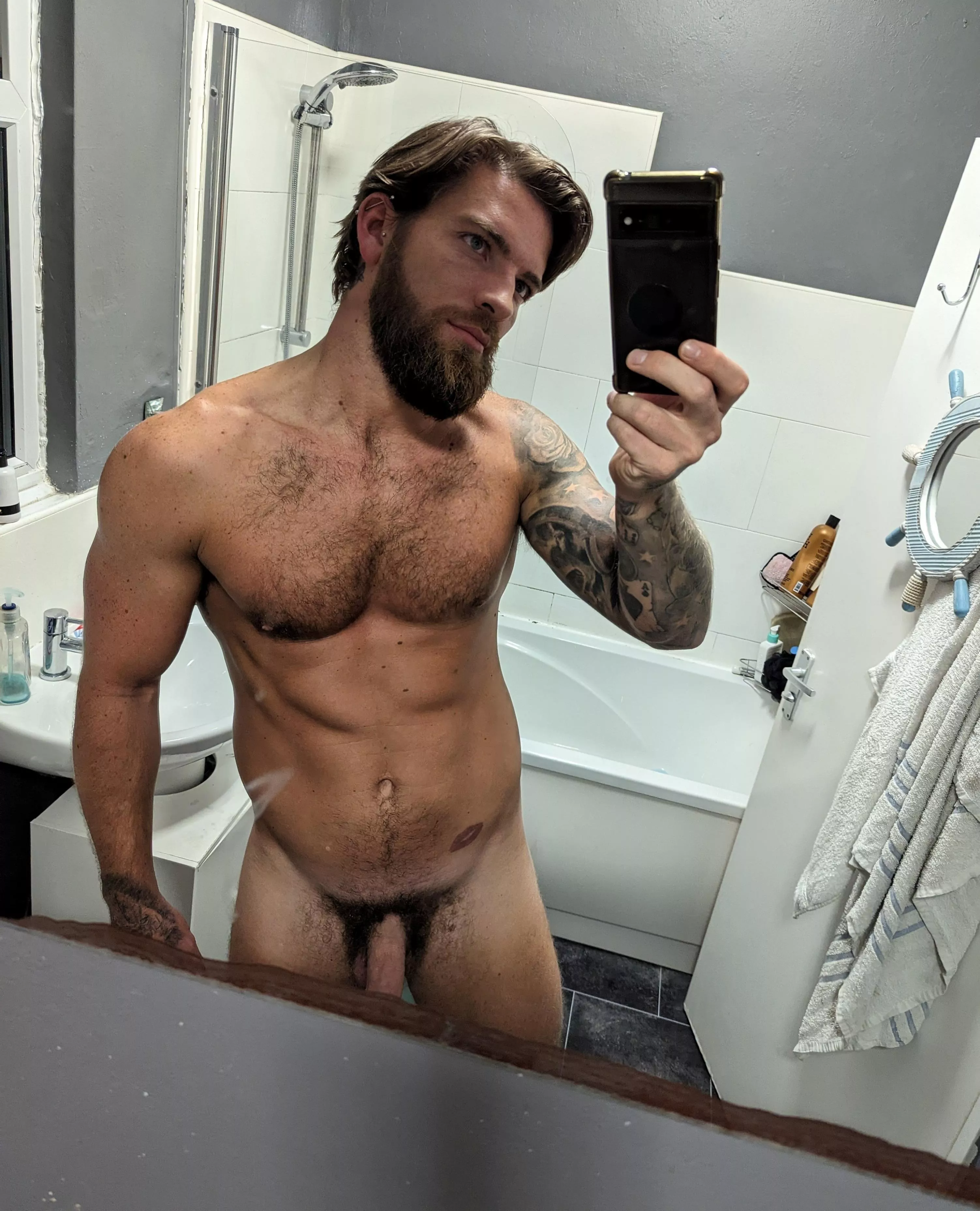 This mirror could do with a clean